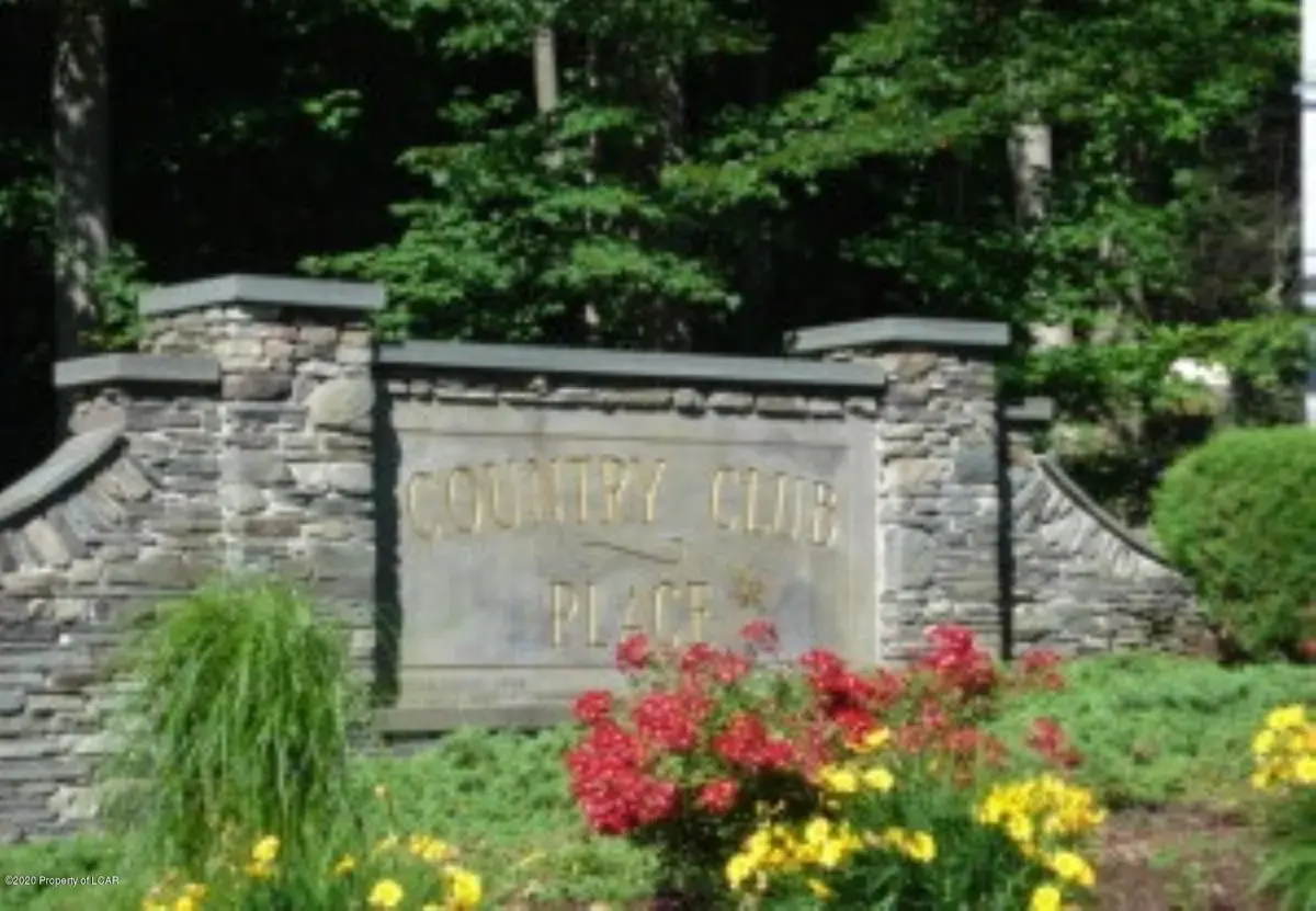 2 Country Club Place, Clarks Summit in Clarks Summit