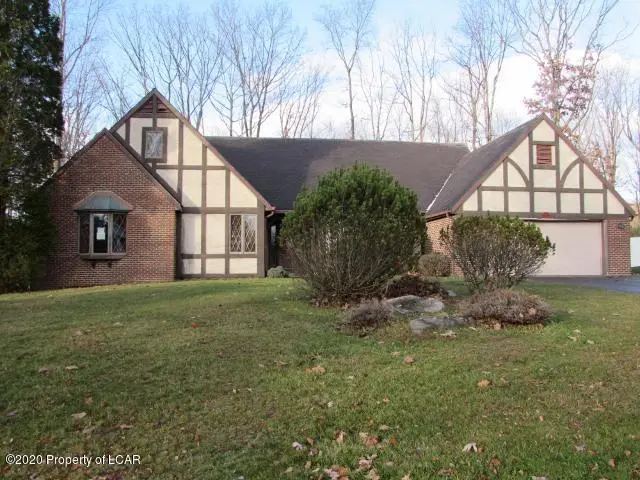 4 Valley Lane, Mountain Top in Mountain Top