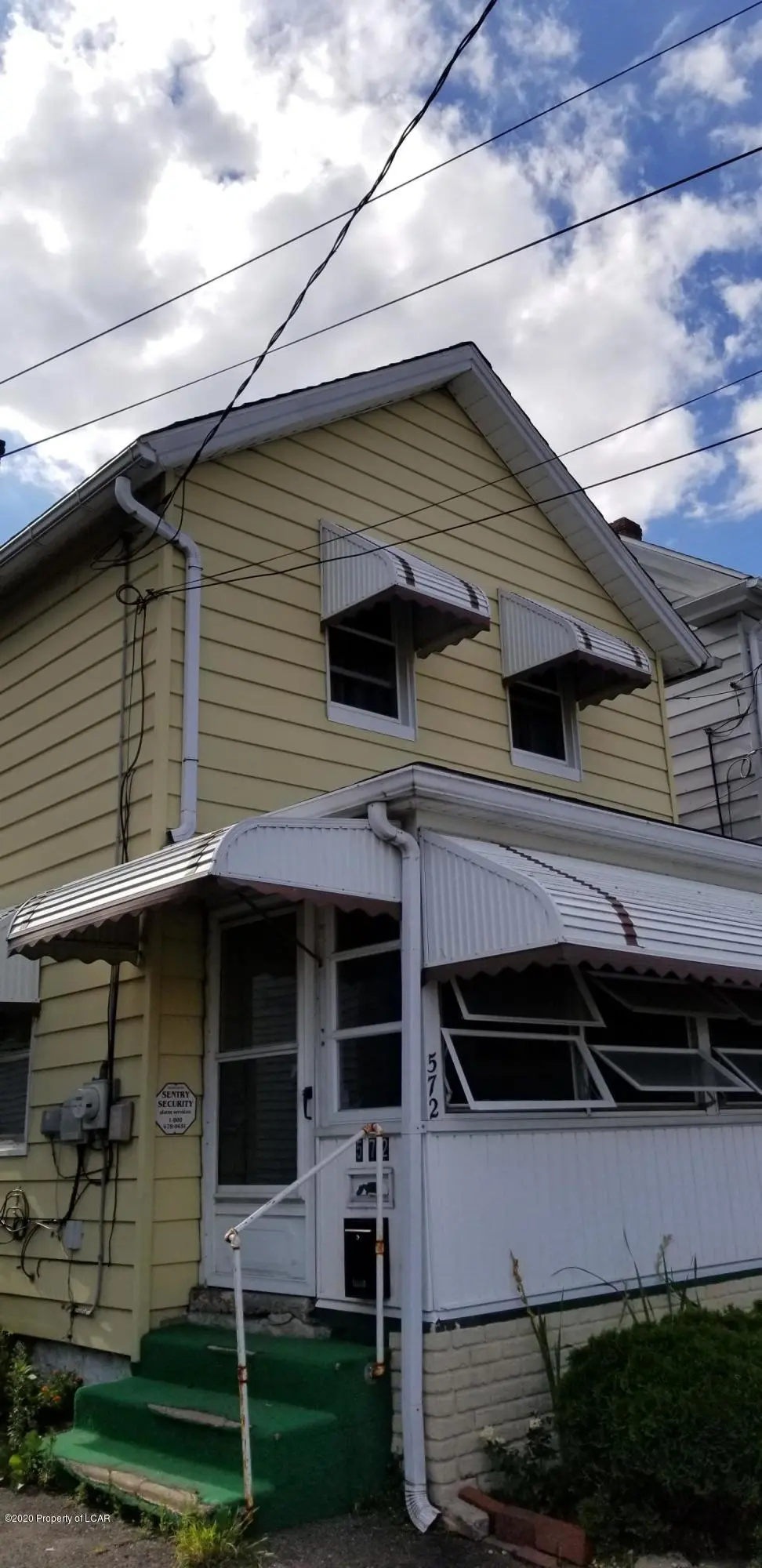 572 N Penn Court, Hazleton in Hazleton