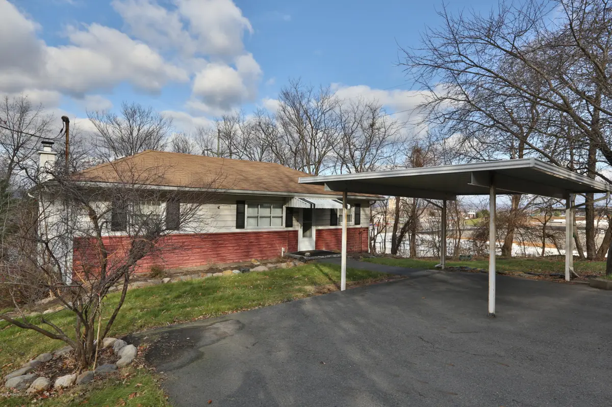 1098 Kidder Street, Wilkes-Barre in Wilkes-Barre