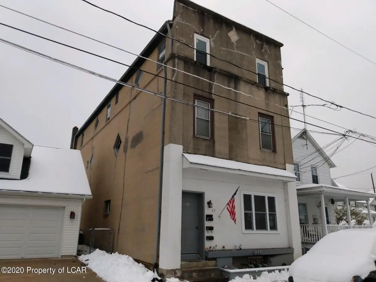 65 Center Street, Pittston in Pittston
