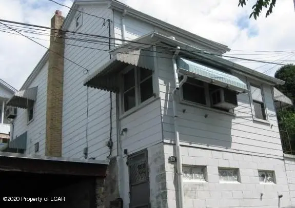 239 Sycamore Street, Tamaqua in Tamaqua