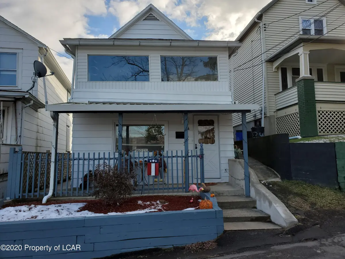 36 Cist Street, Hanover Township in Hanover Township