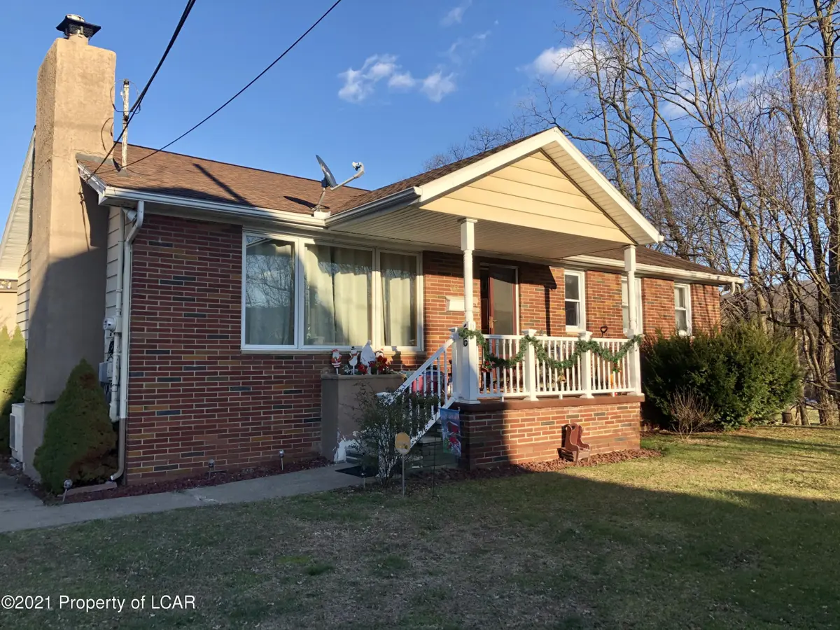 56 Solomon Street, Wilkes-Barre in Wilkes-Barre