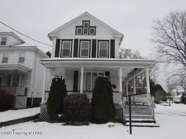 20 Sobieski Street, Hanover Township in Hanover Township
