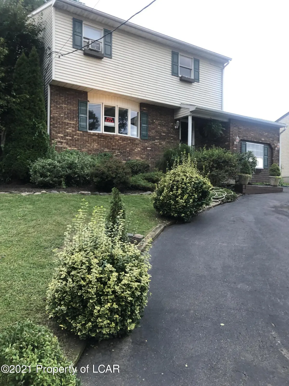 80 E Grove Street, Edwardsville in Edwardsville