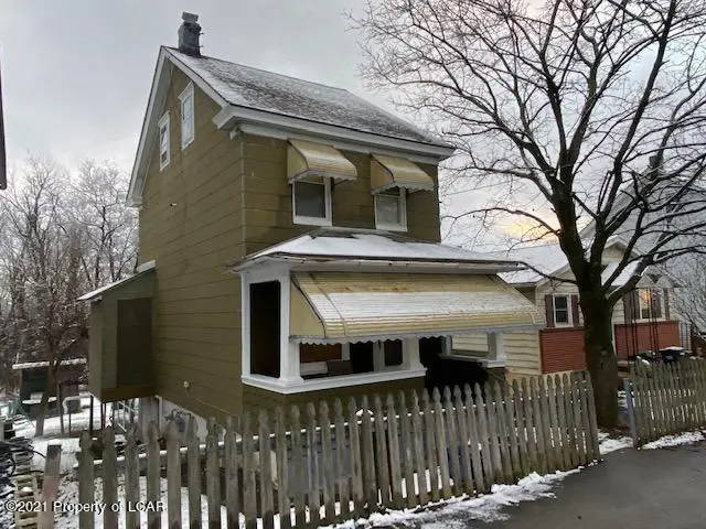 818 Winters Avenue, Hazleton in Hazleton