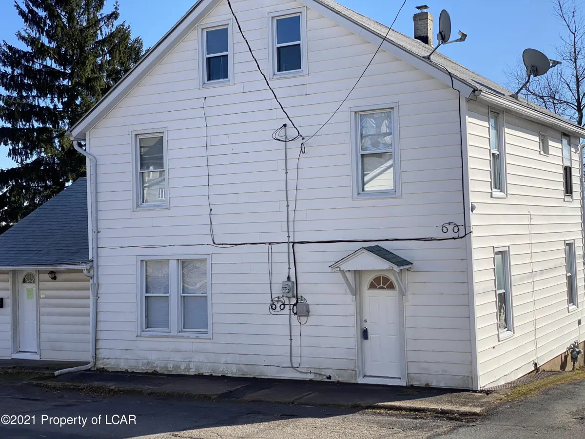 326 E 7th Street, Hazleton in Hazleton