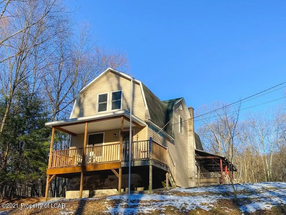98 Range Road, Hunlock Creek in Hunlock Creek