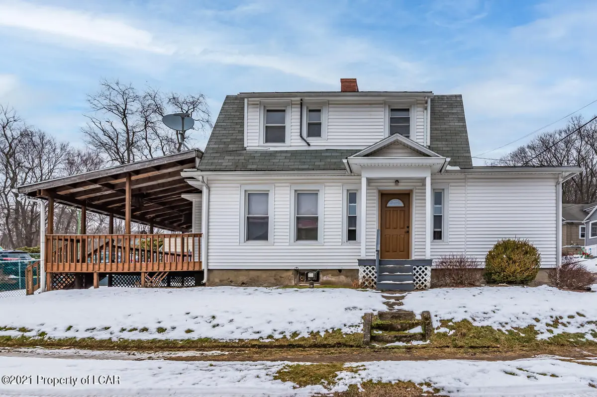 46 E Franklin Street, Shavertown in Shavertown