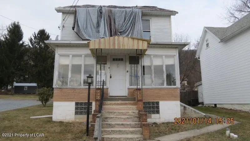 23 Elmer Heckman Street, Tamaqua in Tamaqua