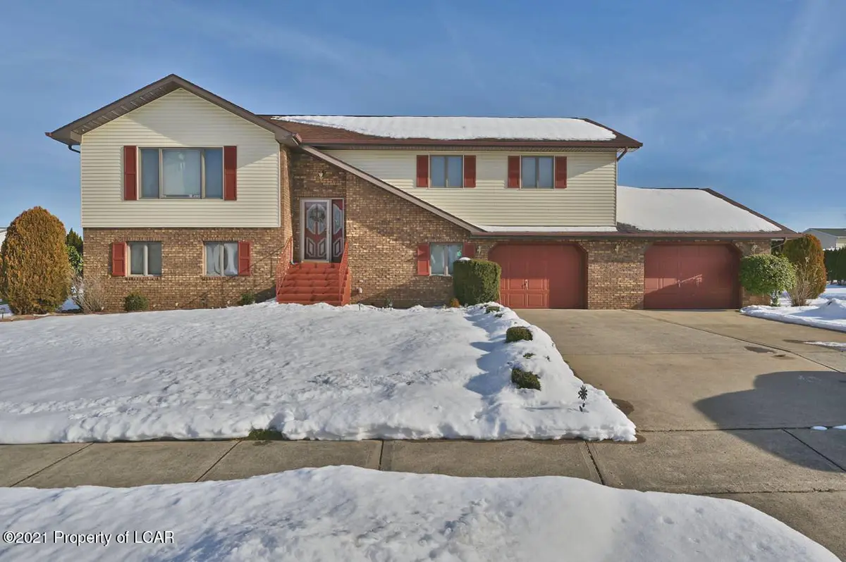 216 Cannery Drive, Larksville in Larksville