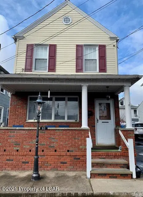37 Lloyds Lane, Wilkes-Barre in Wilkes-Barre