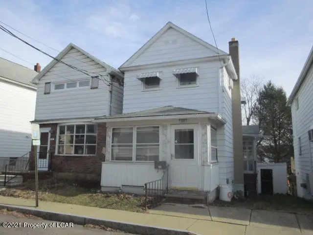 25 Hillman Street, Wilkes-Barre in Wilkes-Barre