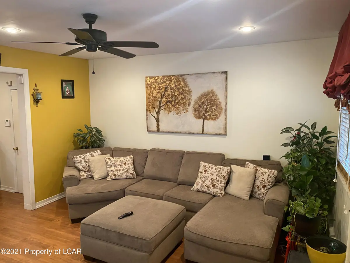 653 Harrison Street, Hazleton in Hazleton