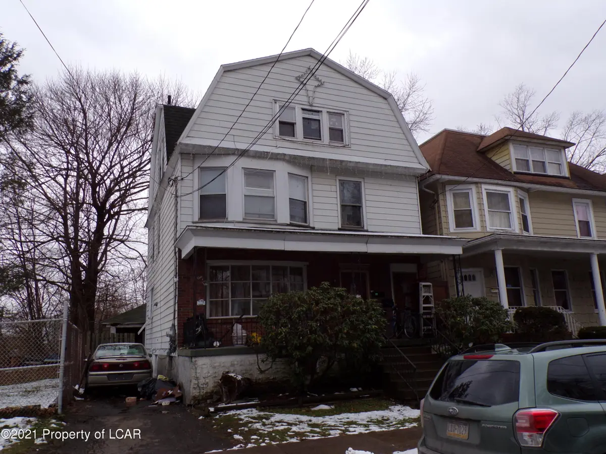 30 Elizabeth Street, Wilkes-Barre in Wilkes-Barre