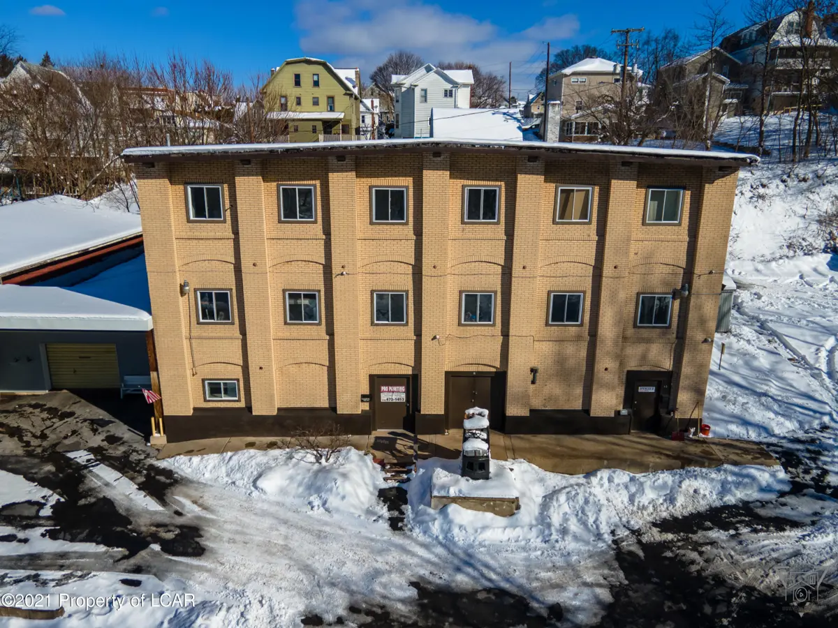 11-15 Tunnel Street, Pittston in Pittston