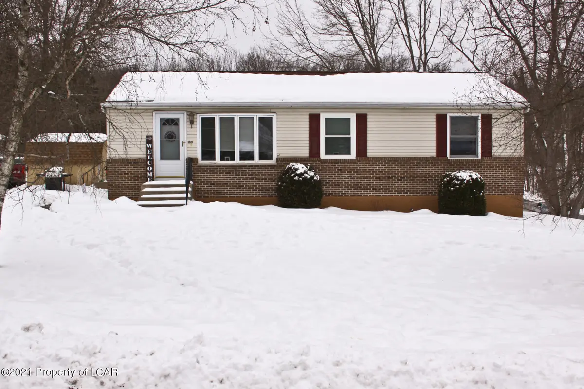169 W Mt Airy Road, Shavertown in Shavertown