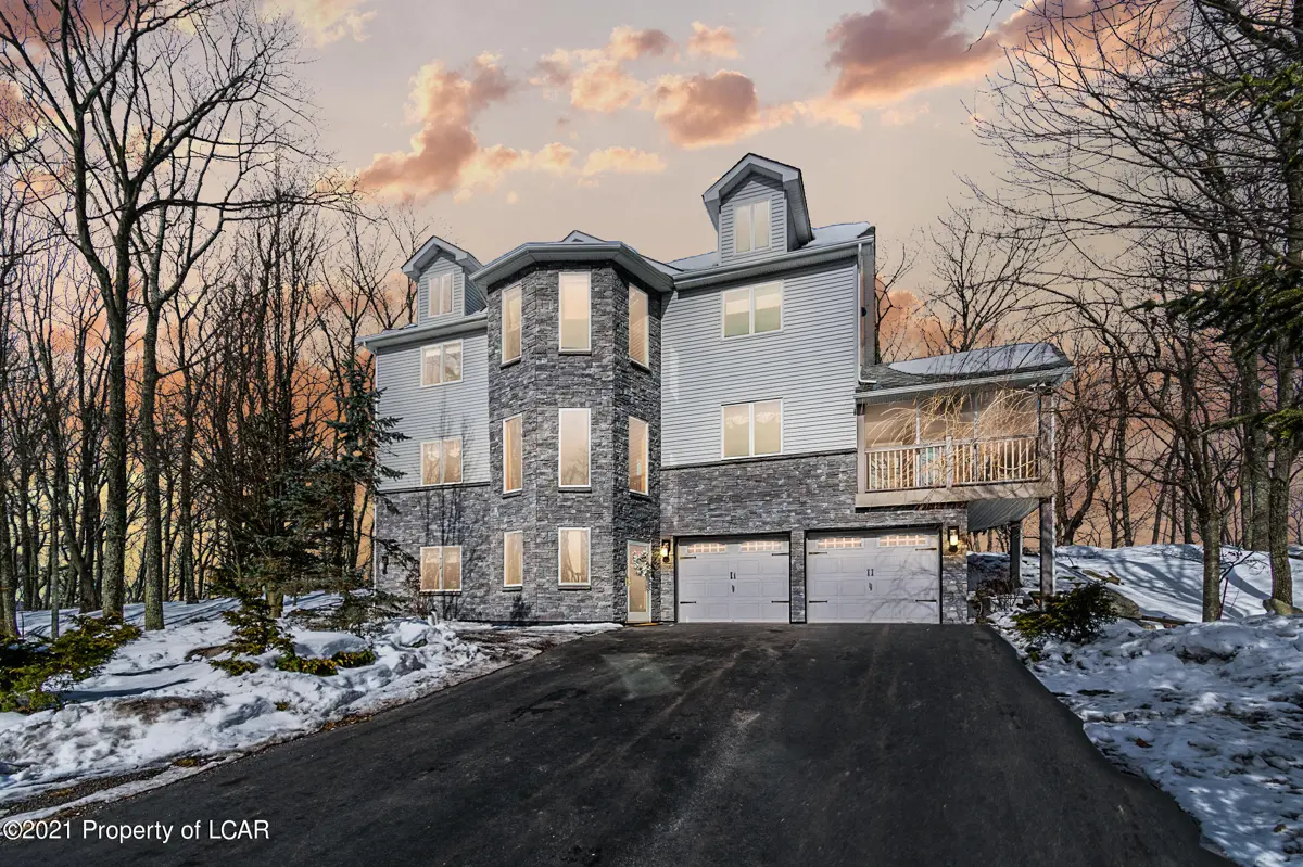97 Dakota Drive, Hazleton in Hazleton