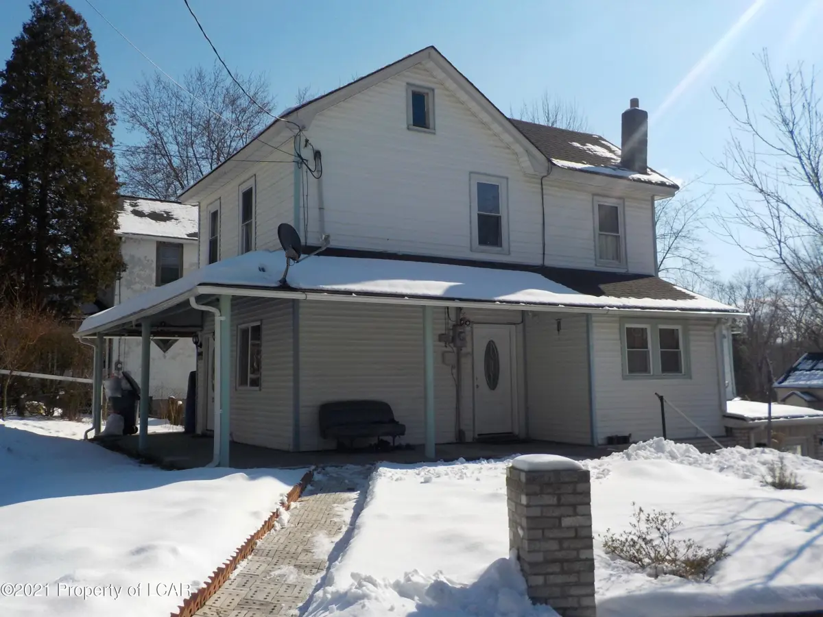 122 W Poplar Street, West Nanticoke in West Nanticoke