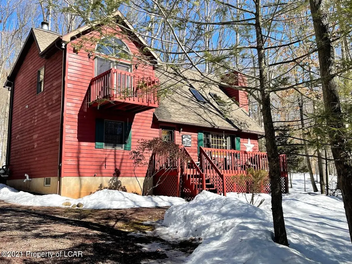 271 W Lake Valley Drive, Hazleton in Hazleton