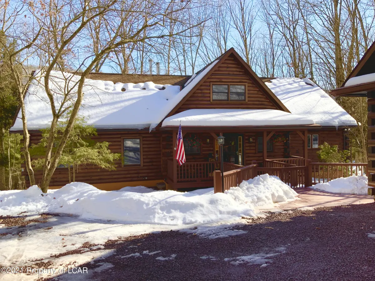 33 La Mesa Drive, Hazleton in Hazleton