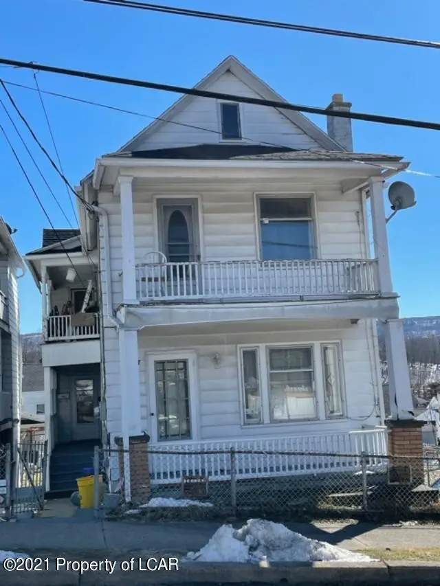 225 W Union Street, Nanticoke in Nanticoke