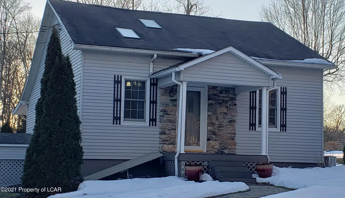 1046 Blue Ridge Trail, Wapwallopen in Wapwallopen