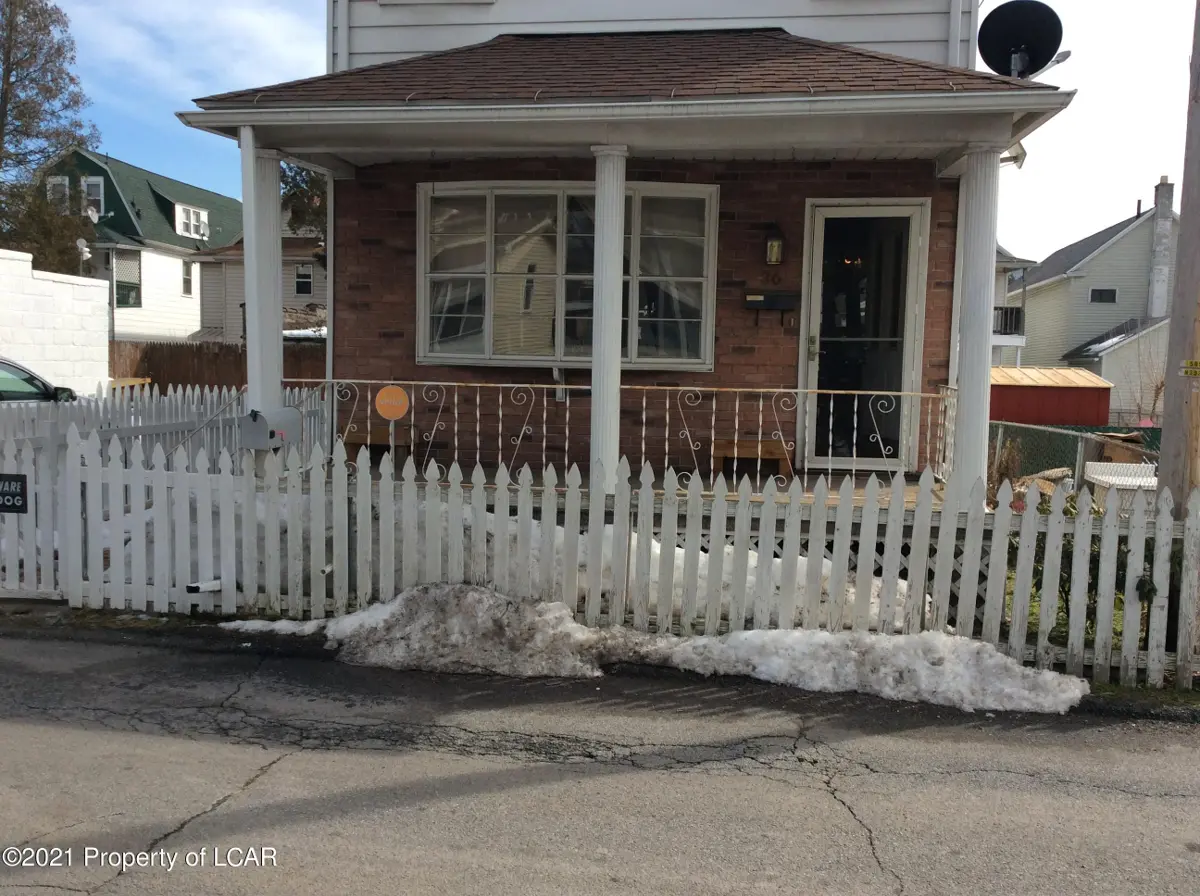 36 Bruce Lane, Wilkes-Barre in Wilkes-Barre