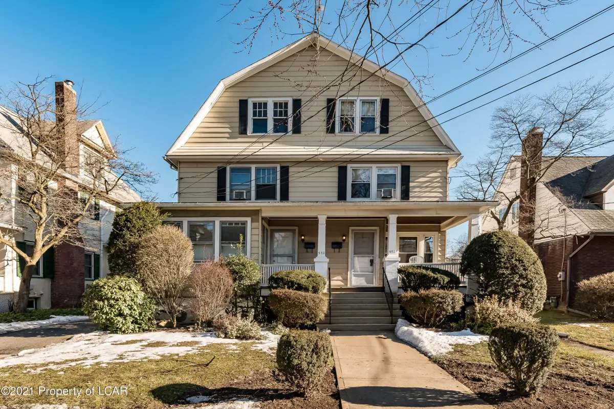 571-573 Charles Avenue, Kingston in Kingston