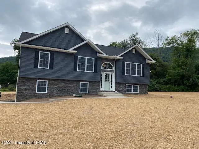 256 Mountain Road, Drums in Drums