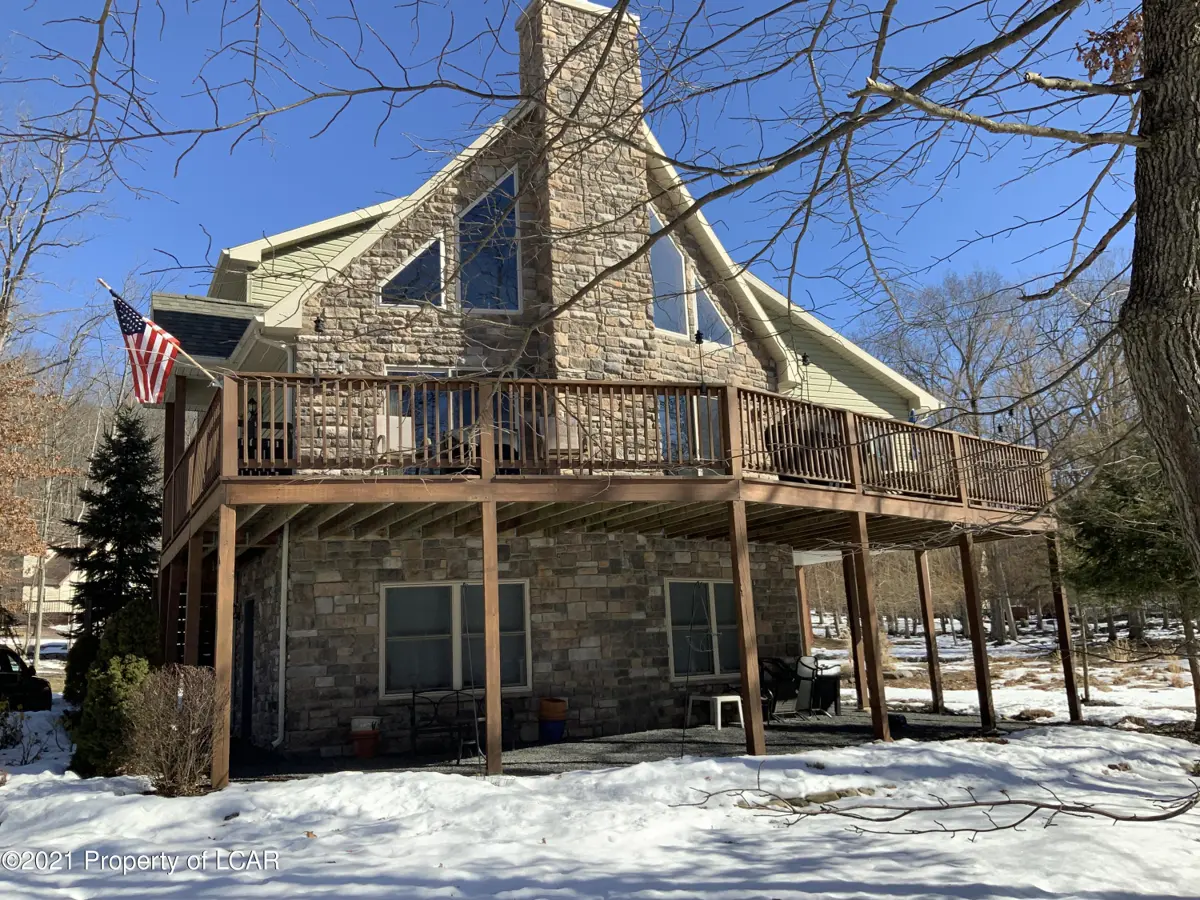 260 Lake Valley Drive, Hazleton in Hazleton