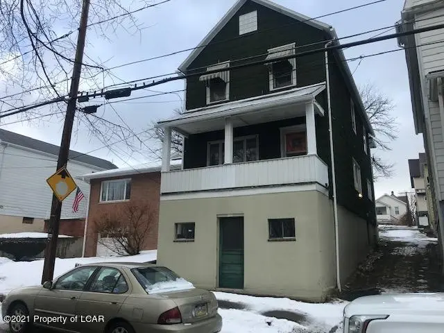 262 High Street, Wilkes-Barre in Wilkes-Barre
