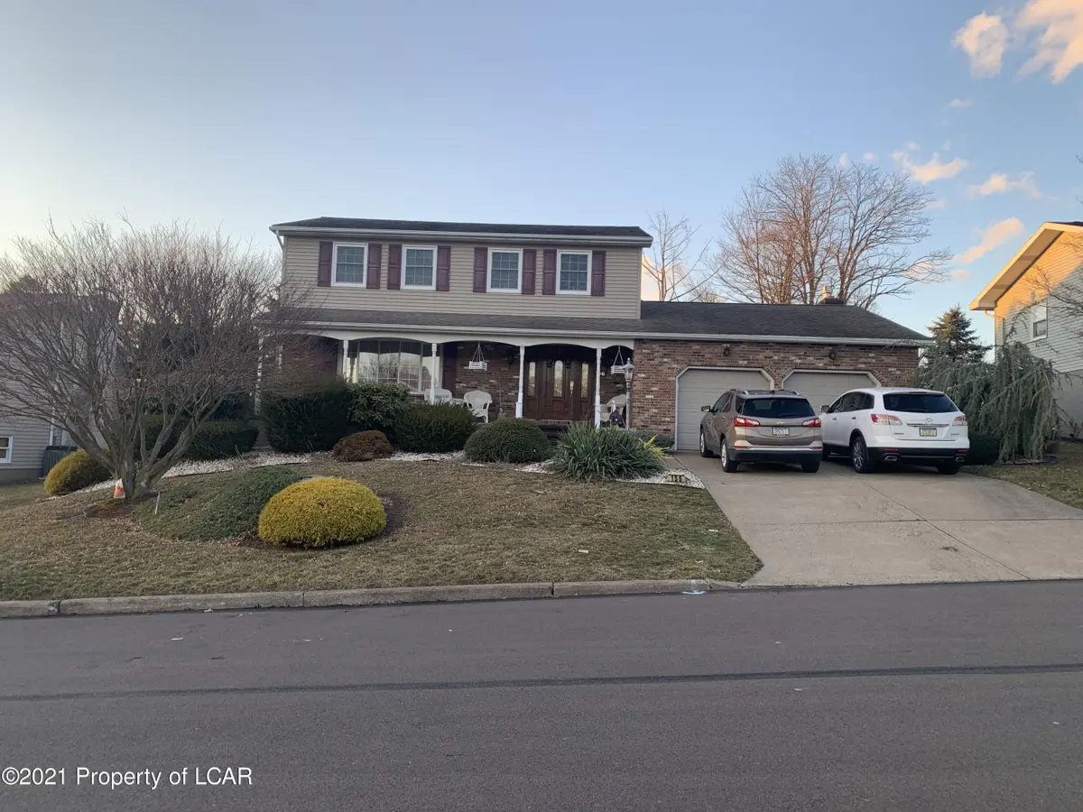 156 Hillcrest Drive, Nanticoke in Nanticoke