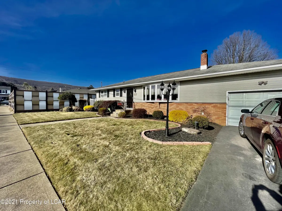 1 Stock Avenue, Swoyersville in Swoyersville