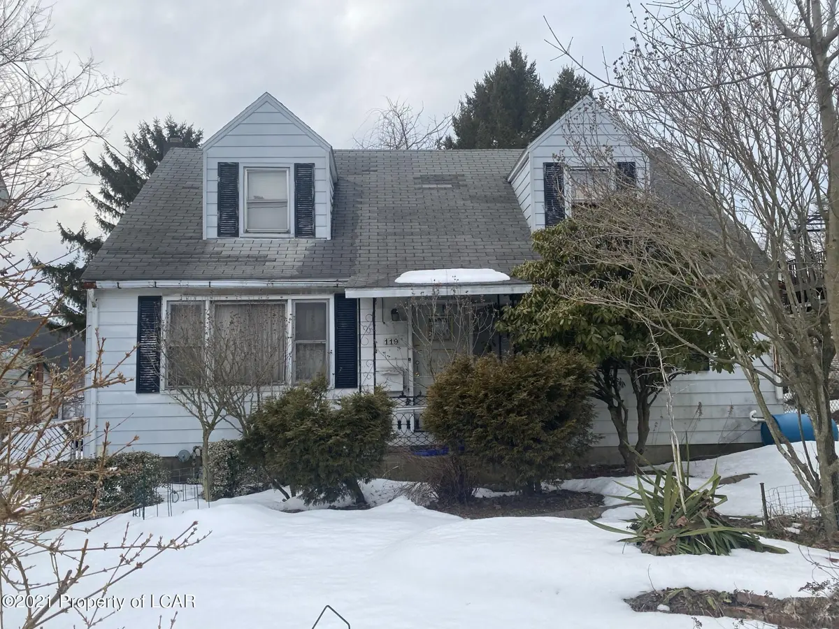 119 Center Street, Jim Thorpe in Jim Thorpe