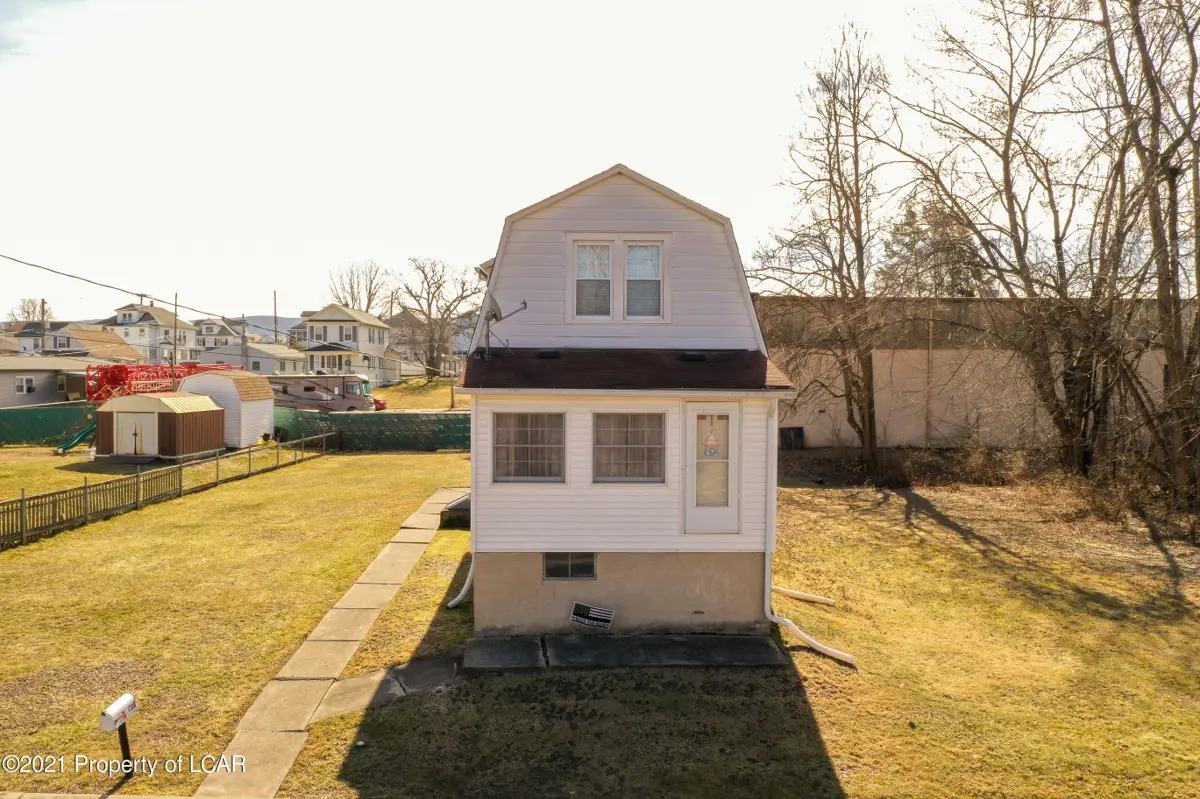 9 Wilcox Street, Hanover Township in Hanover Township