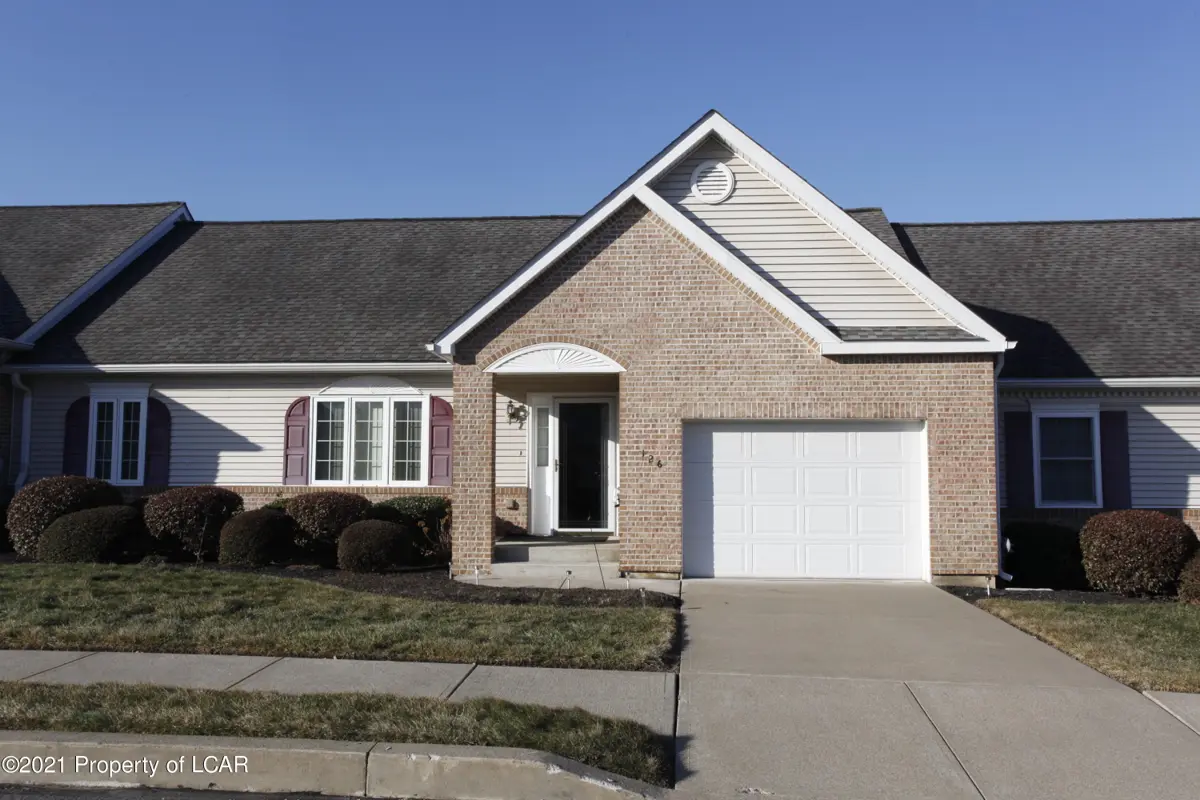 126 Clear Spring Court, West Pittston in West Pittston