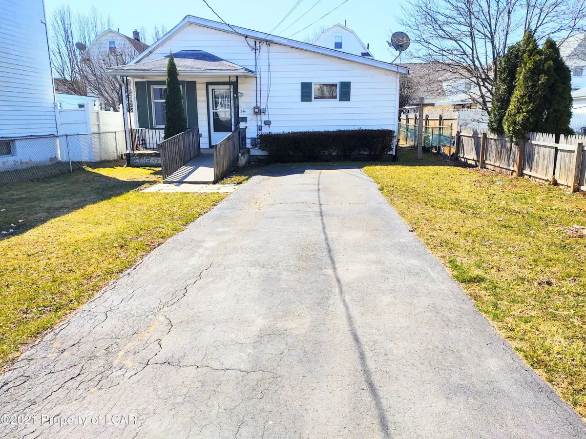 244 Richard St, Kingston in Kingston