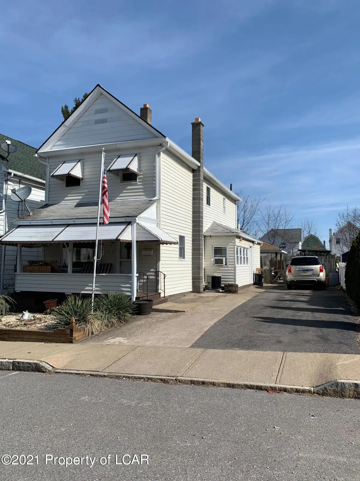 216 Poplar Street, Wilkes-Barre in Wilkes-Barre