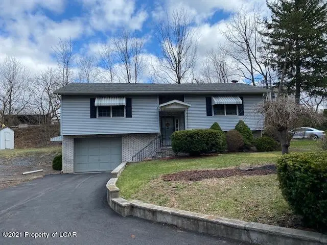 152 Gaffney Drive, Jenkins Township in Jenkins Township