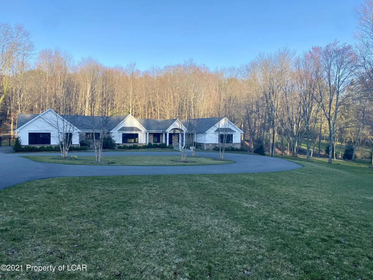10 Pine Cone Lane, Shavertown in Shavertown
