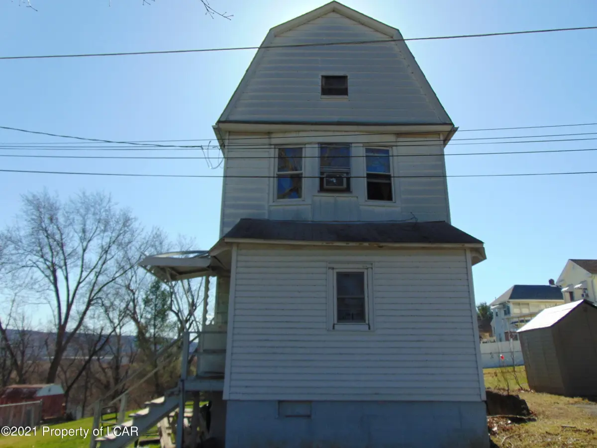 201 Grove Street, Hanover in Hanover