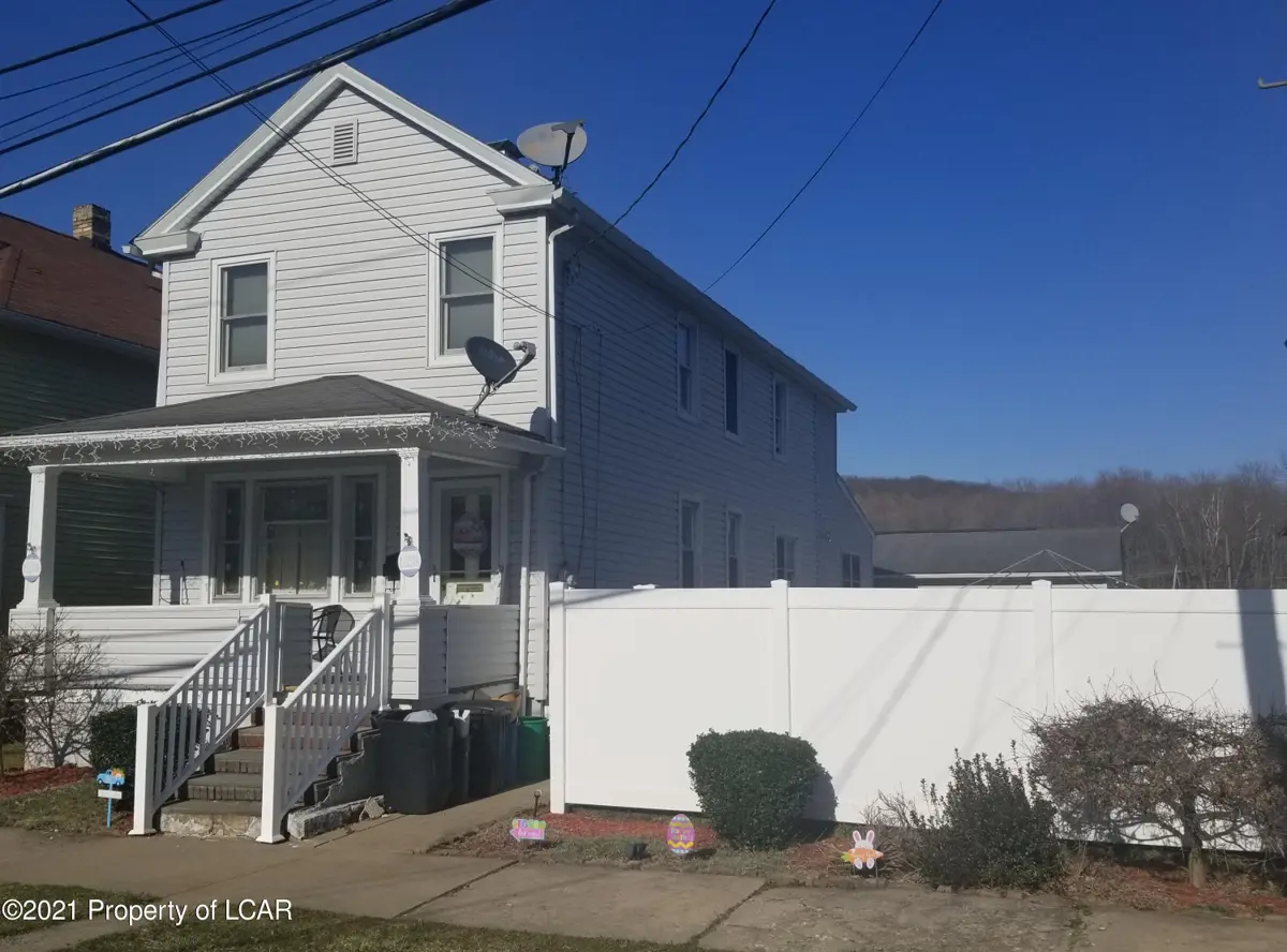 39 Center Street, Hanover Township in Hanover Township