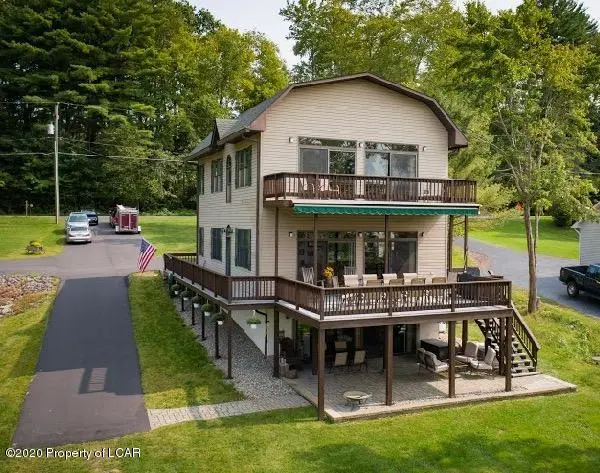 375 Apache Drive, Shickshinny in Shickshinny