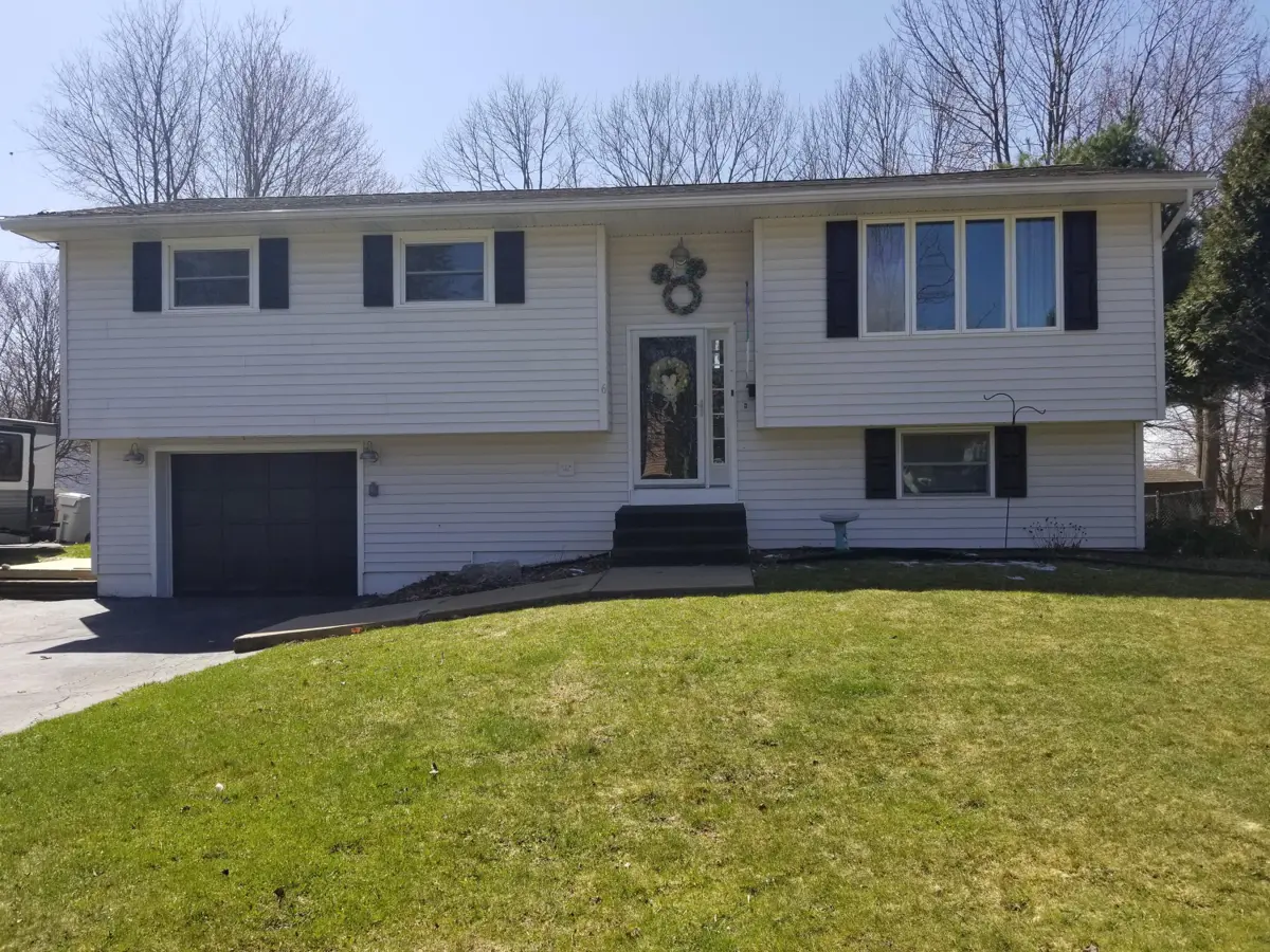 6 E Park Lane, Mountain Top in Mountain Top