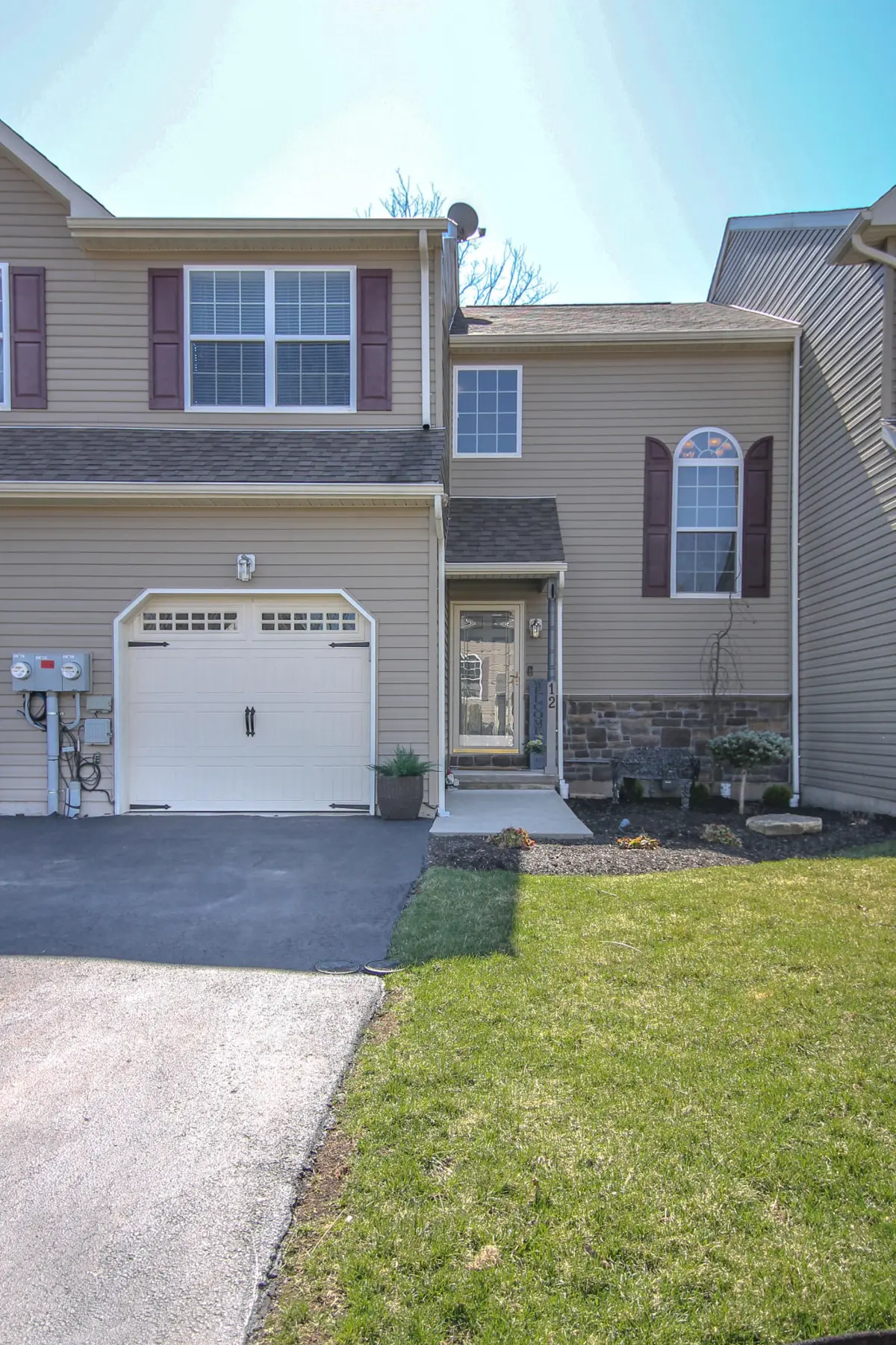 12 Nicholas Ct Drive, Drums in Drums