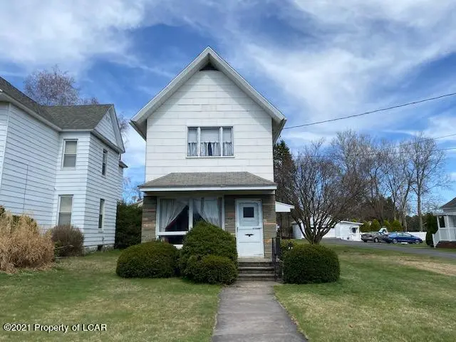 309 W 8th Street, West Wyoming in West Wyoming