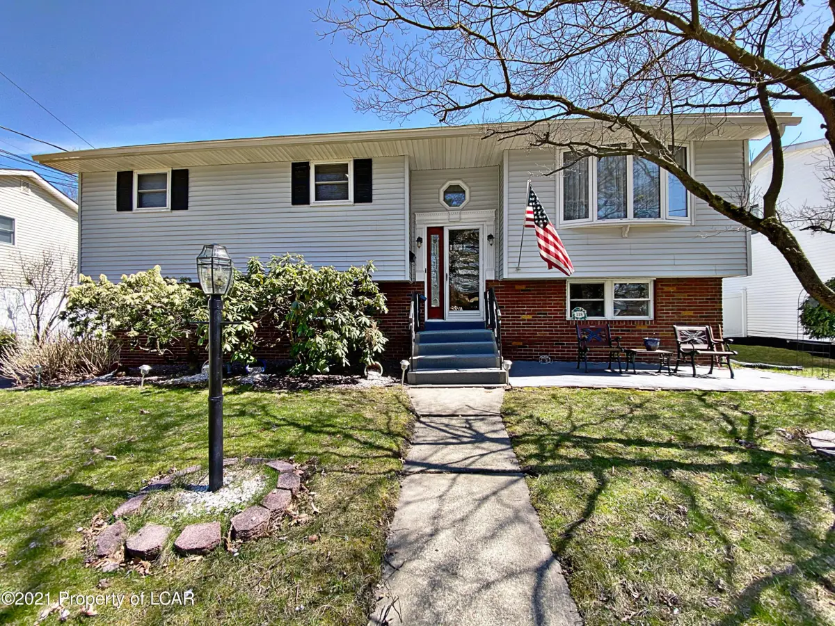 118 Crescent Avenue, Wilkes-Barre in Wilkes-Barre