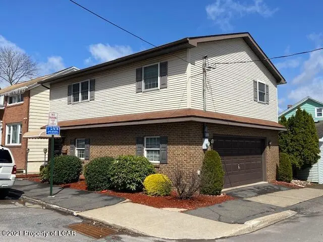 333 E CHAPEL Street, Hazleton in Hazleton